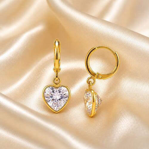 Brinco Argola com Coração Zircônia Cristal Banhado a Ouro