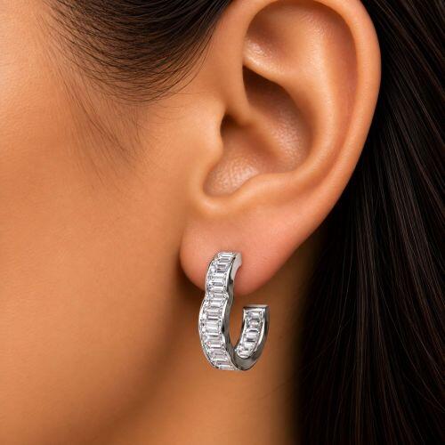 Brinco Argola Cora��o Baguette Zirc�nia Cristal Banhado a Prata