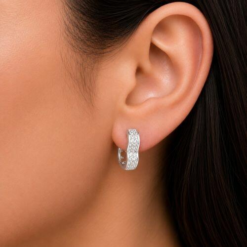 Brinco Argola Coração 2 Fileiras de Micro Zircônia Cristal Banhado a Prata