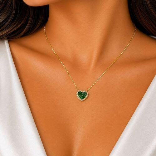 Colar Coração Zircônia Cristal e Esmeralda Banhado a Ouro