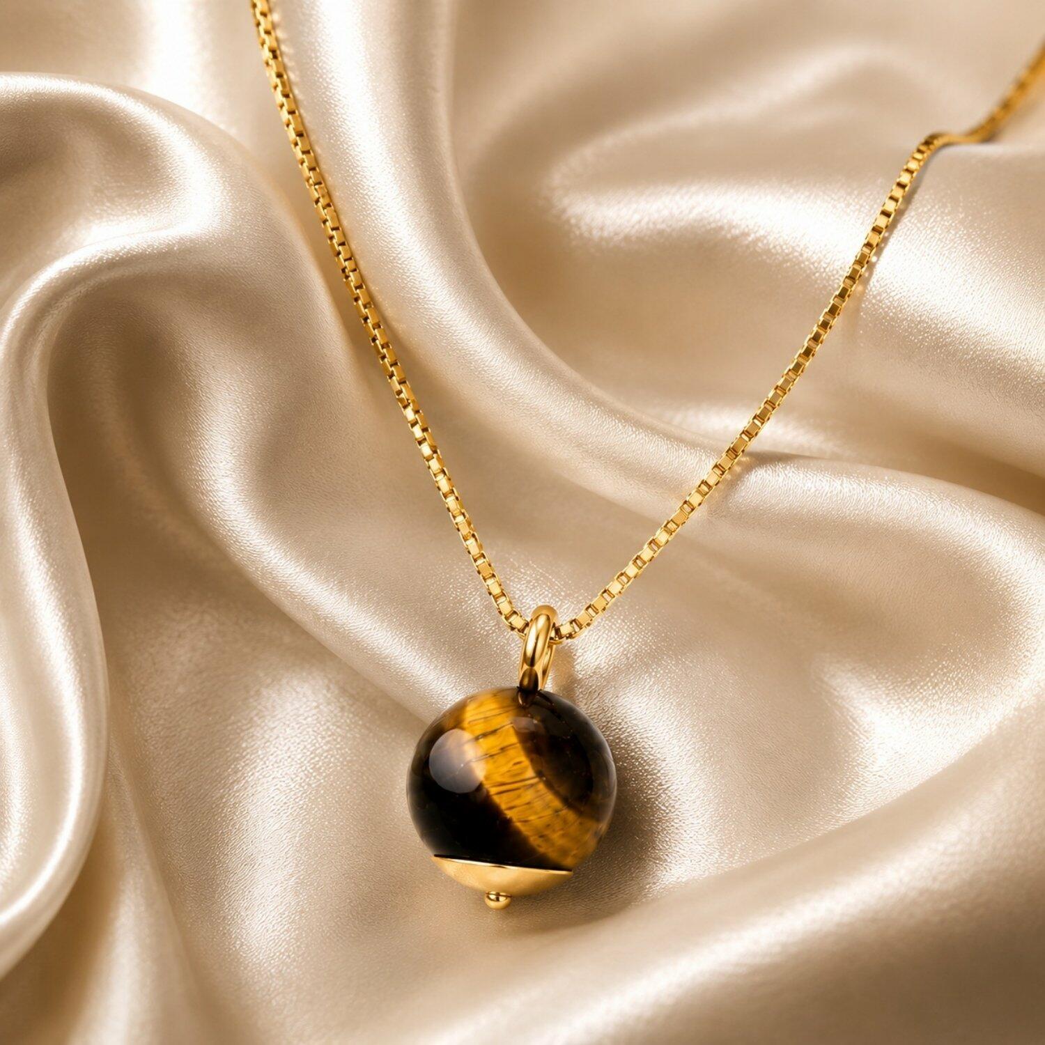 Colar Pedra Natural Olho de Tigre Banhado em Ouro 18k
