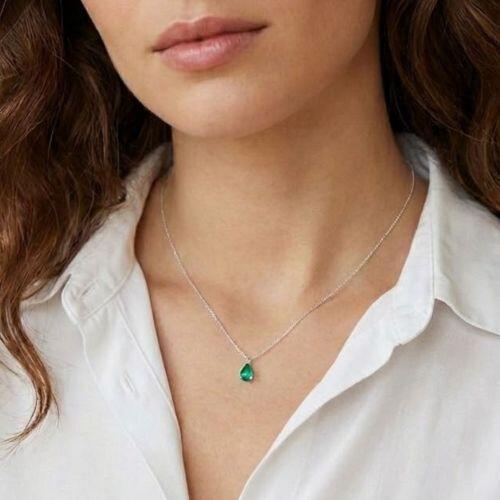 Colar com Gota Zircônia Turmalina Banhado a Prata