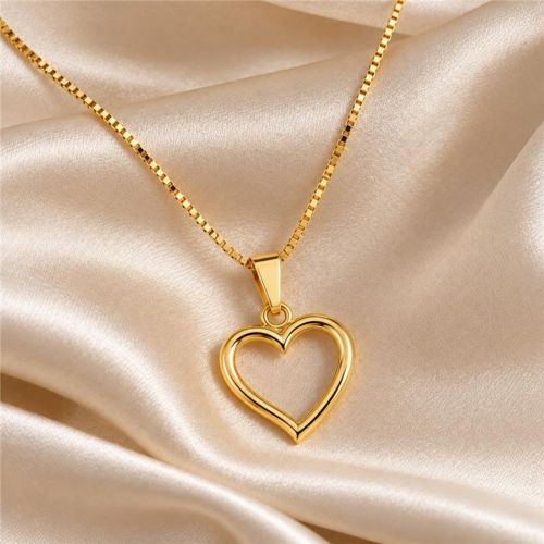Colar Coração Vazado Liso Banhado a Ouro