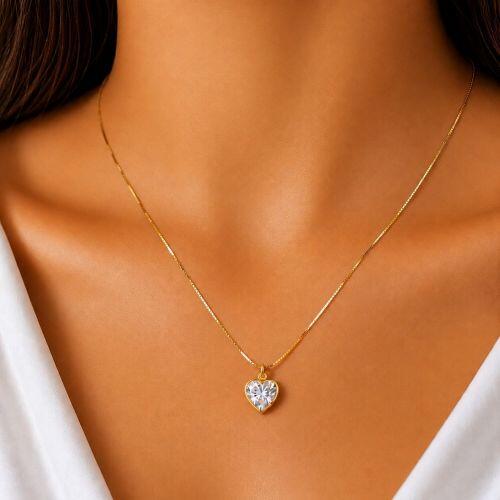 Colar Cora��o Zirc�nia Cristal Banhado a Ouro