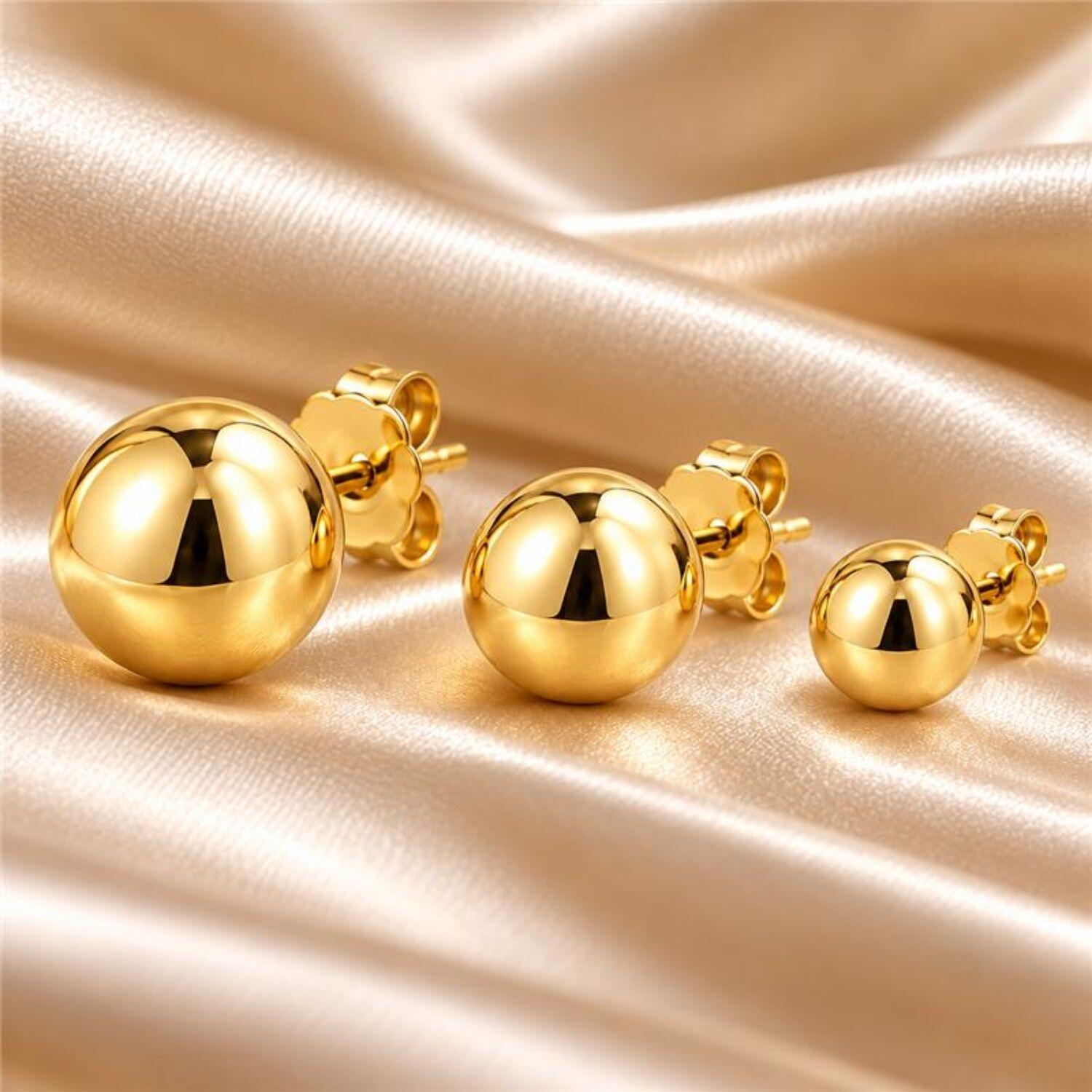 Brinco Trio Bolas Lisa Banhado a Ouro