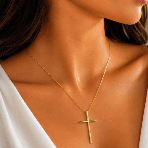 Colar Cruz Lisa Banhado a Ouro