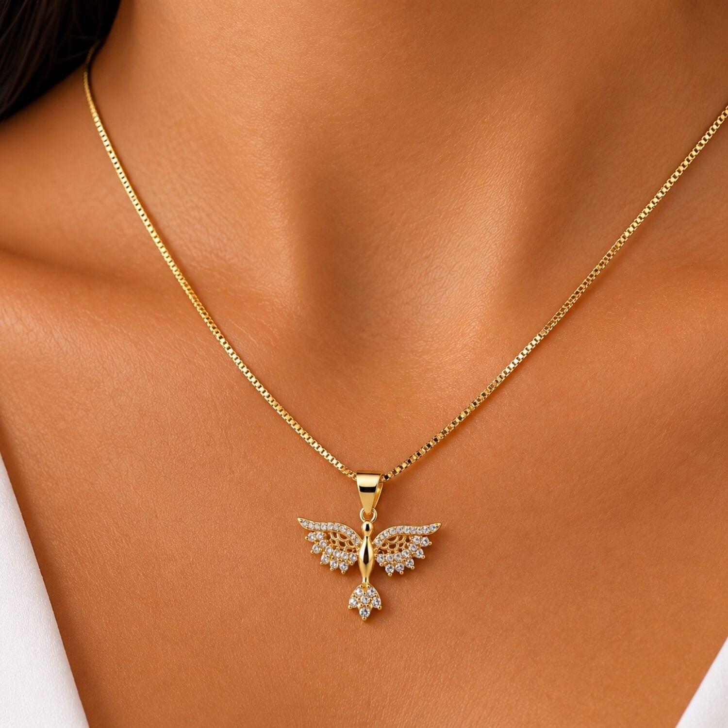 Colar Espírito Santo Micro Zircônia Cristal Banhado a Ouro