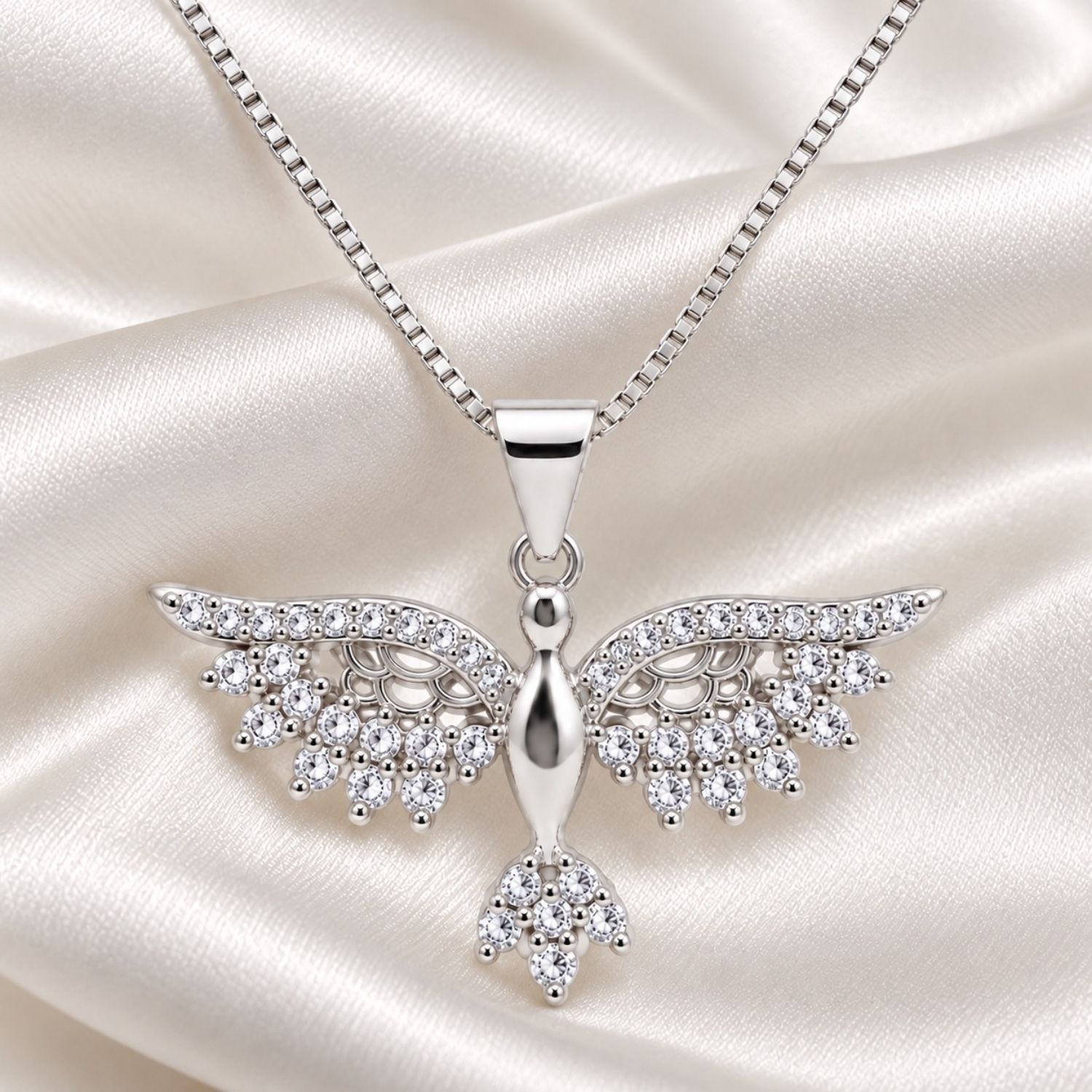Colar Espírito Santo Micro Zircônia Cristal Banhado a Prata