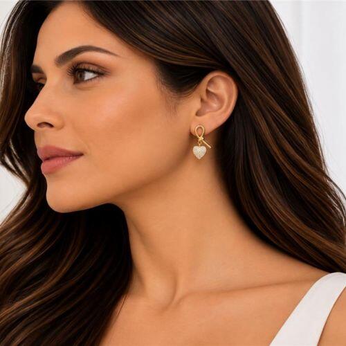 Brinco Laço com Coração Zircônia Cristal Banhado a Ouro