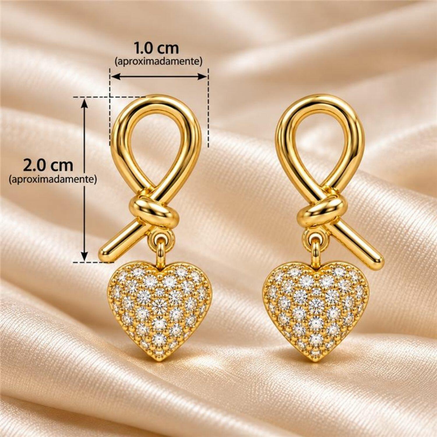 Brinco Laço com Coração Zircônia Cristal Banhado a Ouro