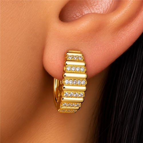 Brinco Argola Frisos e Micro Zirc�nia Cristal Banhado a Ouro