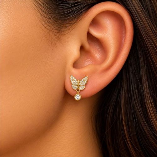Brinco Borboleta com Ponto de Luz Zirc�nia Cristal Banhado a Ouro