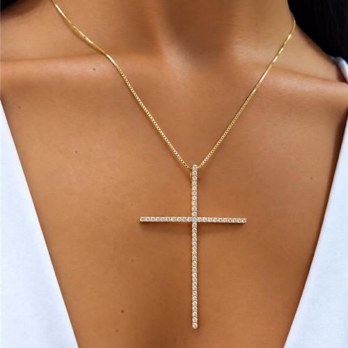 Colar Cruz com Micro Zircônias Cristais Banhado a Ouro