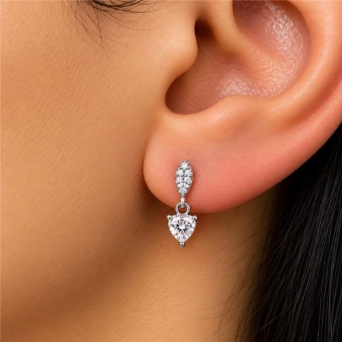 Brinco Pendente Cora��o Zirc�nia Cristal Banhado a Prata