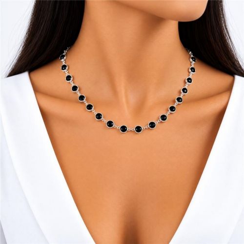 Colar Cristal Negro Redondo Banhado a Prata