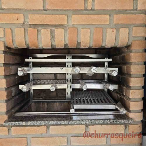 Suporte de Fundo Duplo em Aço Inox Sob Medida