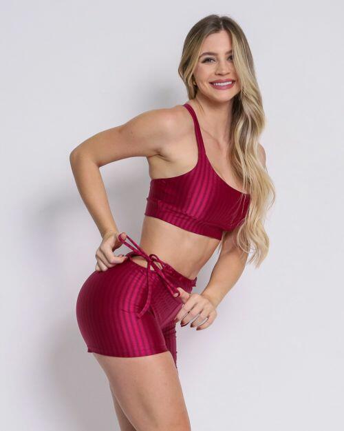 Conjunto Short Empina Ajuste Cirre Cereja + Top Tai