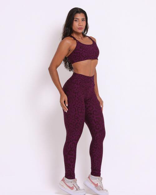 Conjunto Cal�a Legging B�sica New On�a Fit + Top Lu