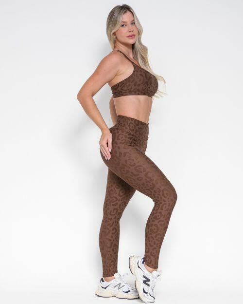 Conjunto Cal�a Legging B�sica New On�a Fit + Top Lu