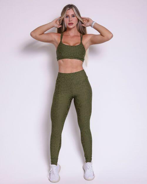 Conjunto Cal�a Legging B�sica New On�a Fit + Top Lu