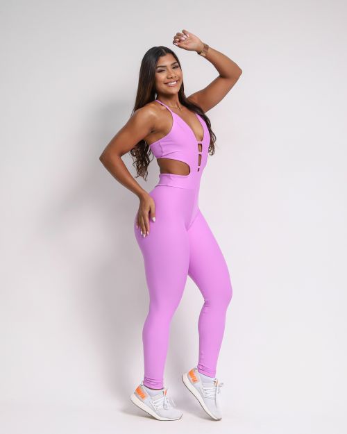 Macacão Empina Decotado Light