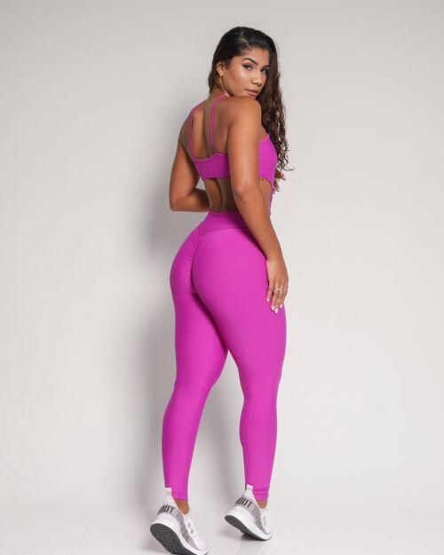 Macac�o Empina Decotado Light