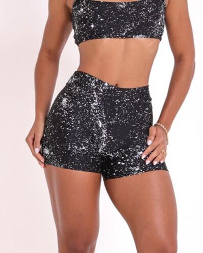 Short B�sico C�s Fino Degrad� Bolhas