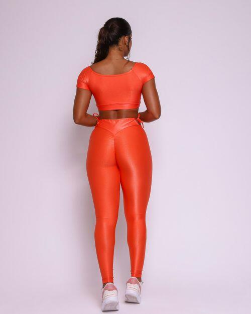 Conjunto Calça Empina Ajuste Compressão + Top Manguinha