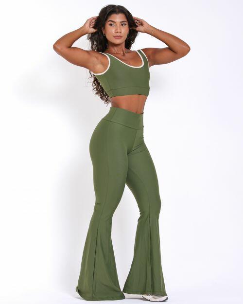 Conjunto Cal�a Flare Light + Top Scandal