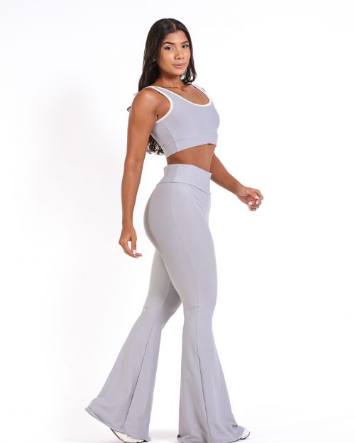 Conjunto Cal�a Flare Light + Top Scandal