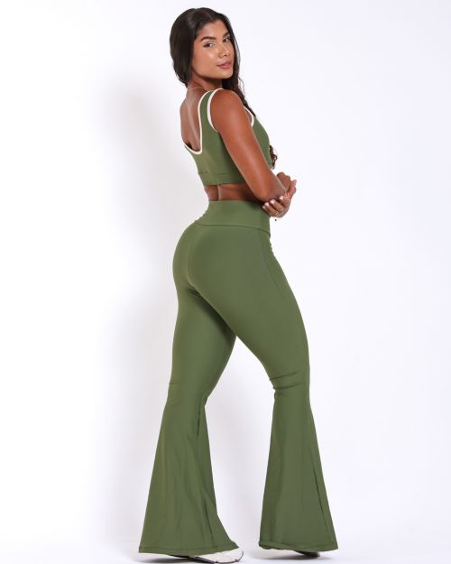 Conjunto Cal�a Flare Light + Top Scandal