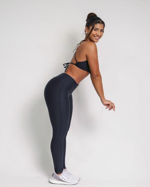 Conjunto Cal�a Legging Empina Vivo C�s Reto Light + Top Paula
