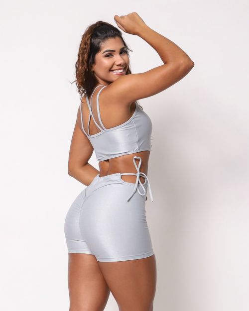Conjunto Short Empina Ajuste Compress�o + Top Lari