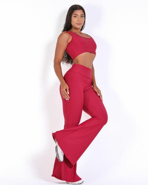 Conjunto Calça Flare Light + Top Scandal Basic