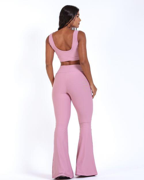 Conjunto Calça Flare Light + Top Scandal Basic