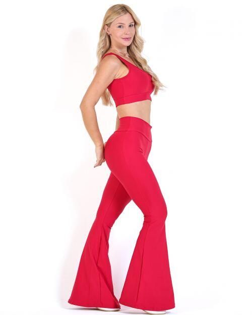 Conjunto Calça Flare Light + Top Scandal Basic
