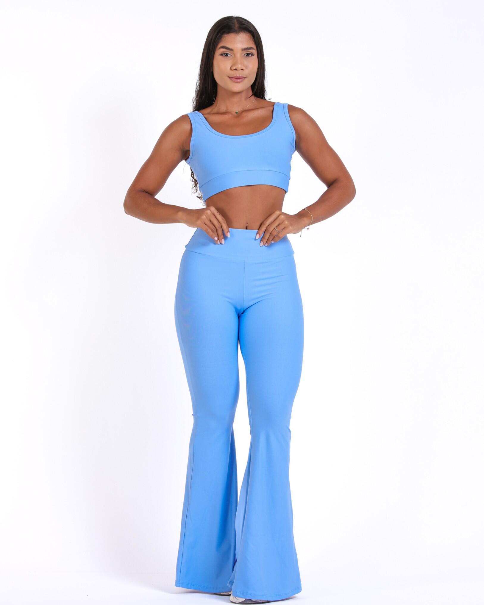 Conjunto Calça Flare Light + Top Scandal Basic