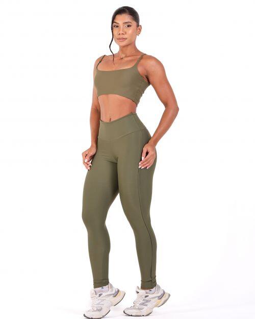 Conjunto Calça Legging Empina Vivo Cós Reto Light + Top Bruna