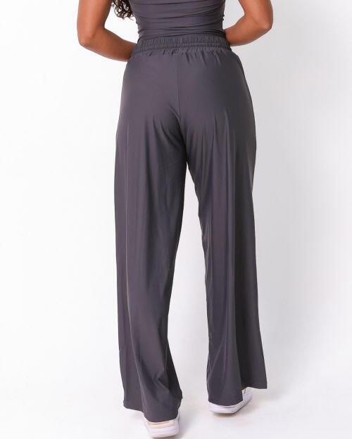 Calça Pantalona Wide