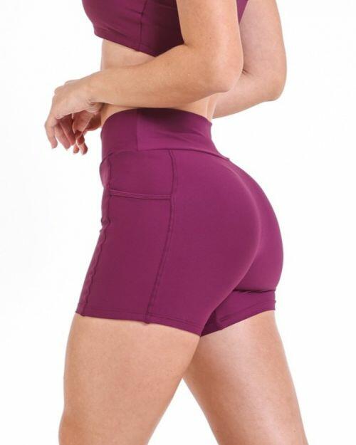 Short Talia Basic Light