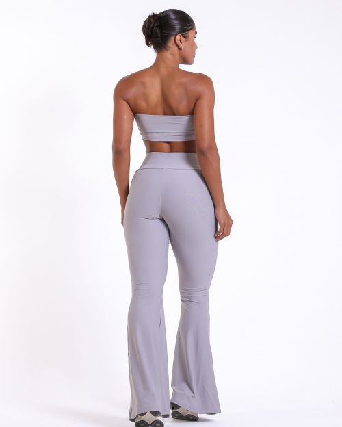 Conjunto Cal�a Flare Light + Top Faixa