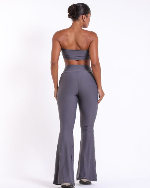 Conjunto Cal�a Flare Light + Top Faixa