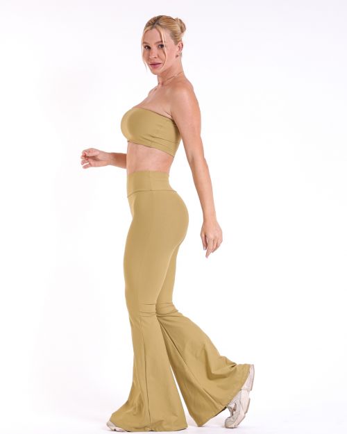 Conjunto Cal�a Flare Light + Top Faixa