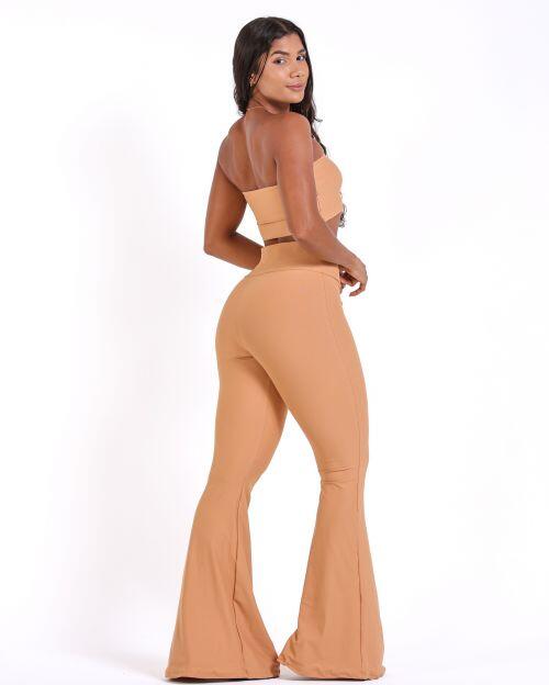 Conjunto Cal�a Flare Light + Top Faixa