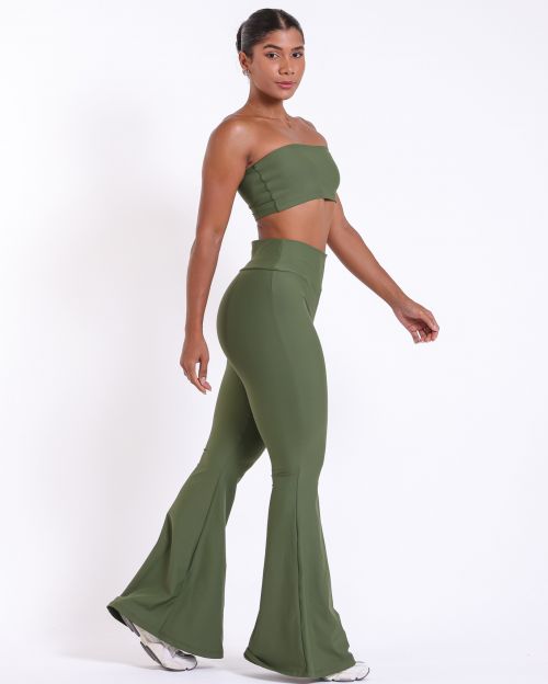 Conjunto Cal�a Flare Light + Top Faixa