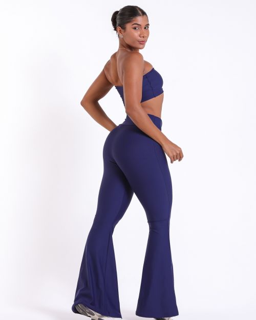 Conjunto Cal�a Flare Light + Top Faixa