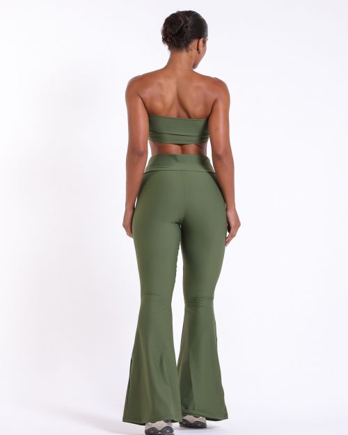Conjunto Cal�a Flare Light + Top Faixa