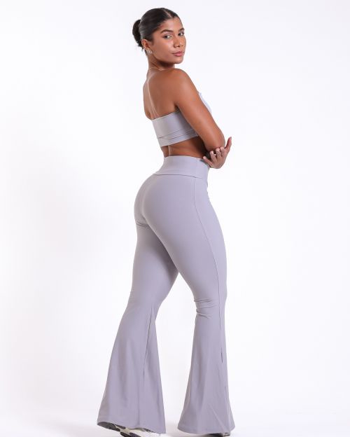 Conjunto Cal�a Flare Light + Top Faixa