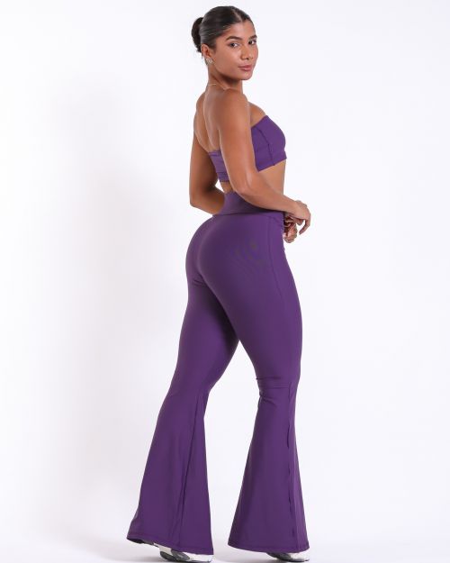 Conjunto Cal�a Flare Light + Top Faixa