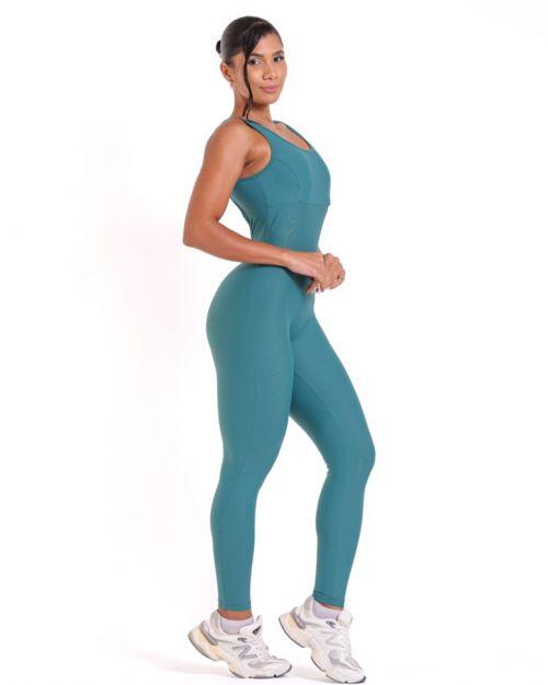 Macac�o Julia Light